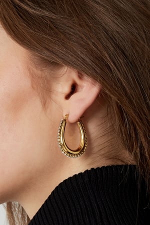 drop shaped earrings with stones h5 Picture3